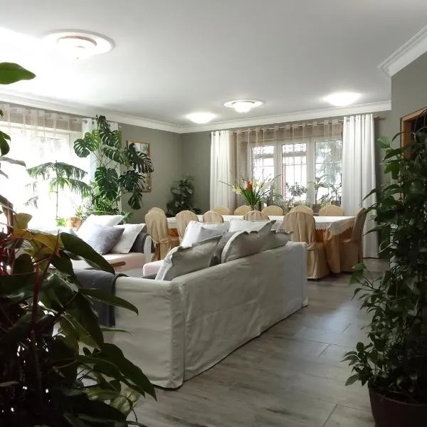 Noclegi Lebiedziew, hotel in Terespol