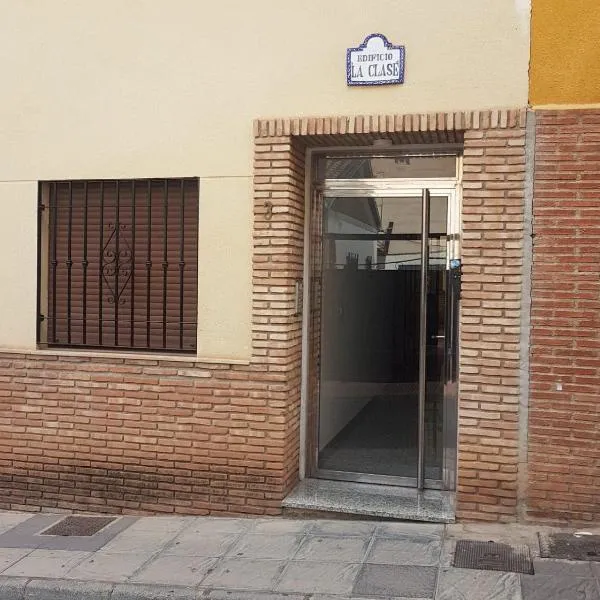 Apartamento Turístico La Clase, hotel La Zubiában