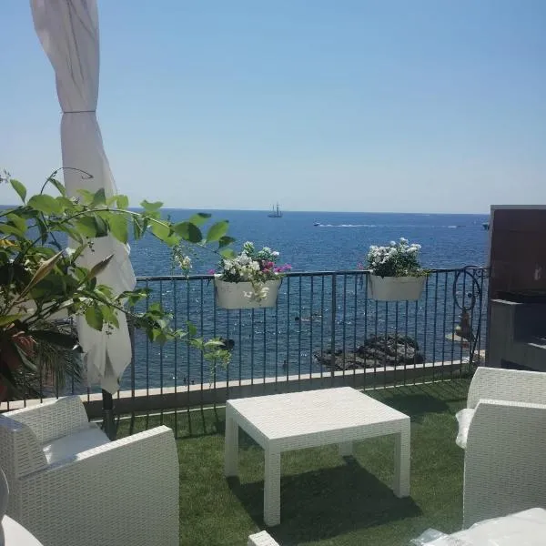 Home & Sea, hotel v destinaci Giardini Naxos