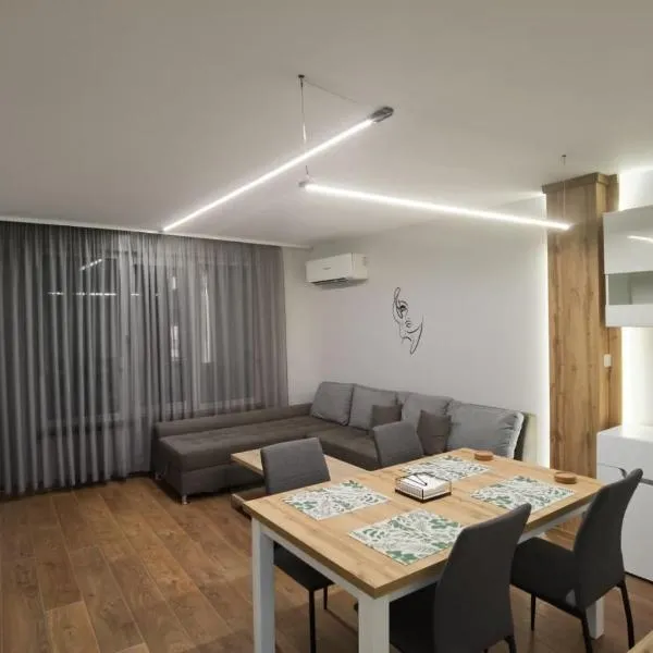 Diana Apartment, hotell sihtkohas Ruse