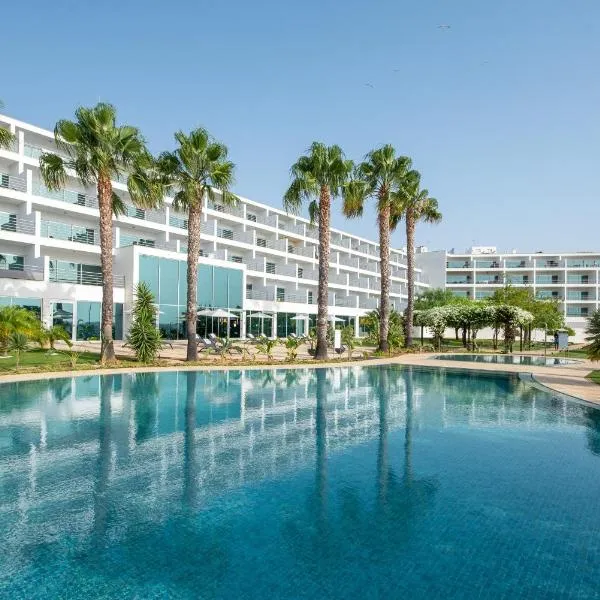 ビスタ マリーナ アパルタメントス トーリスティコス（Vista Marina Apartamentos Turisticos）、ポルティマンのホテル