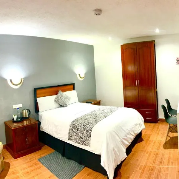 ACCEL Hotel La Quinta, hotel v destinaci Ibarra