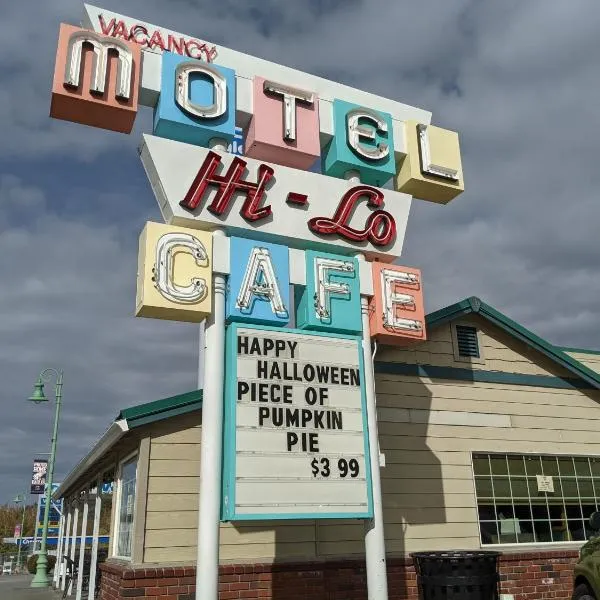 Hi-Lo Motel, Cafe and RV Park Mount Shasta Area, hotel em Weed