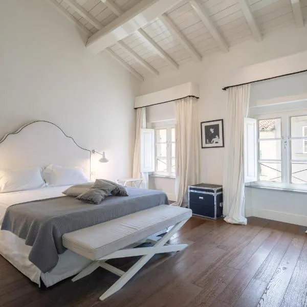 Hall Suites, hotel v destinaci Empoli
