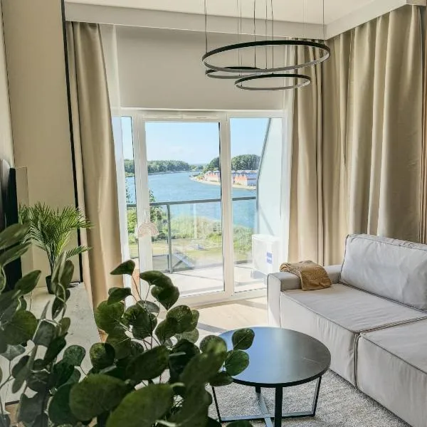 Brand-New Apartment EYE ON BALTIC SEA Luxurious Spa Escape in Dziwnów with Stunning Views, hotel v destinaci Dziwnów