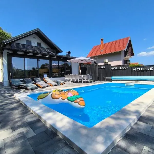 July Holiday House, hotel in Dugo Selo
