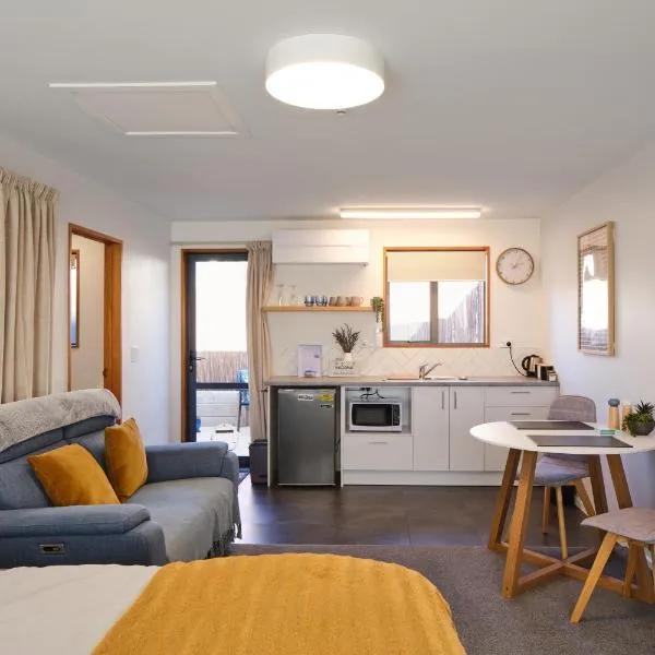 Wanaka Lake Studio (New), hotel v destinaci Wanaka