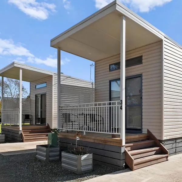 Shepparton Holiday Park and Village, hotel in Shepparton