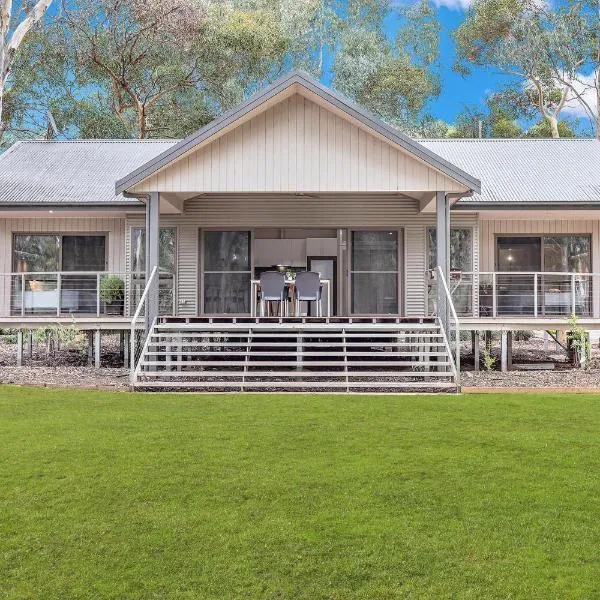 #4 Riverspa - Echuca Holiday Homes, hotel v mestu Moama
