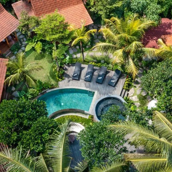 Berlima Wooden Lodge by Pramana Villas, hotel v Ubudu