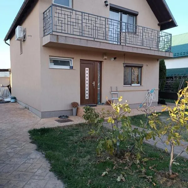Ola's House, hotel a Bradu