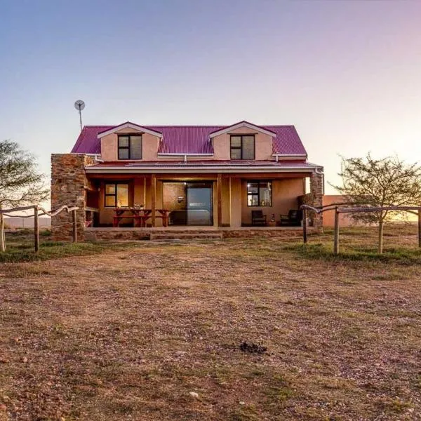 Die Rooidakhuis, hotel in Cloeteskraal