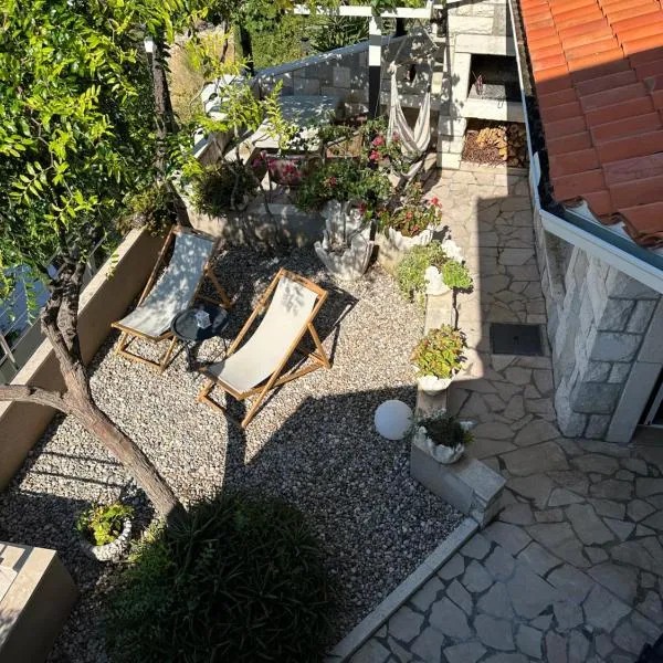 Romantic Stone- Studio apartman, hotel in Omiš