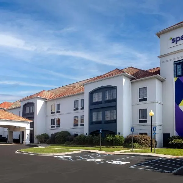 Spark by Hilton Savannah Airport, hotel di Savannah