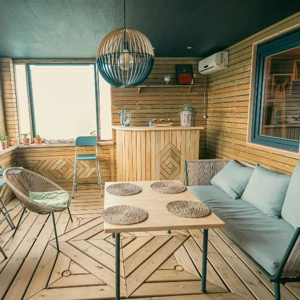 Appartement SPA VIP Pont Alsort, hotel v destinaci Froid-Chapelle