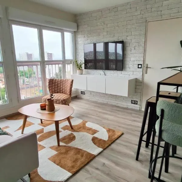 Appartement lumineux – hotel w mieście Argenteuil