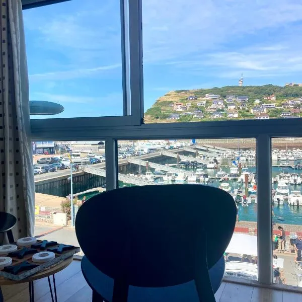 Charmant Studio avec vue sur le port et falaises, hotel in Fécamp