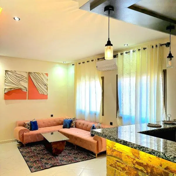 Imlil apartment climatisé, hotel v destinaci Azrou