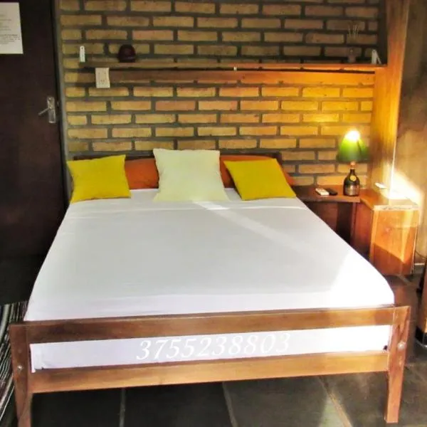 Ñaú Tatá Casa de Huéspedes, hotel in Oberá
