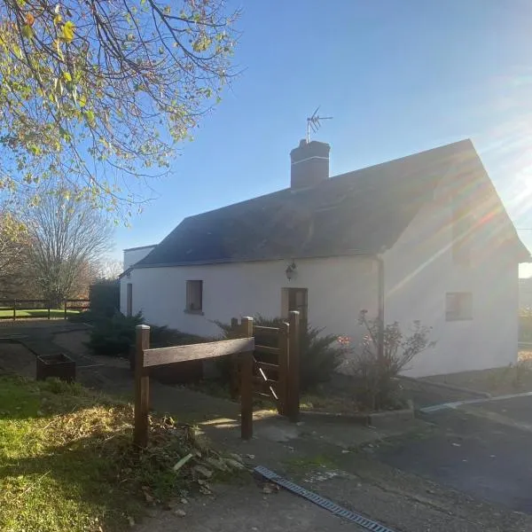 Le fer à cheval 72 - les contensières, hotel v destinácii Saint-Vincent-du-Lorouër