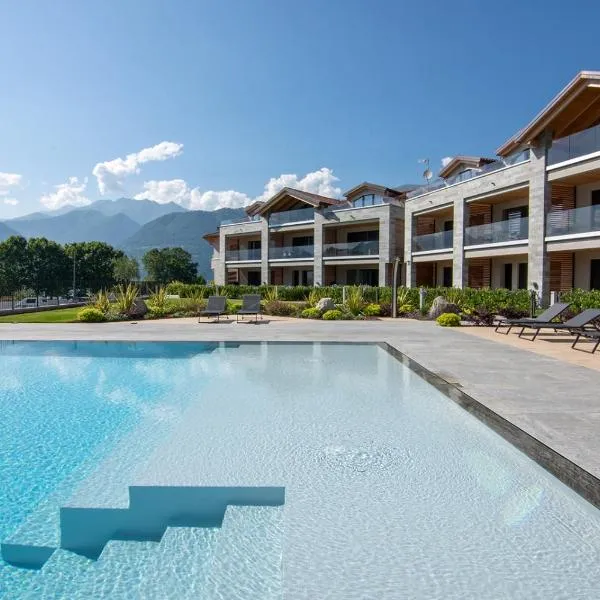 Lago Dorato Luxury Apartments & Villa - Lake Como View, hotel v destinaci Colico
