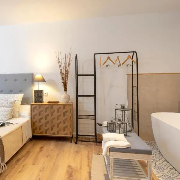 JAZMIN y BIZNAGA, hotel Málagában