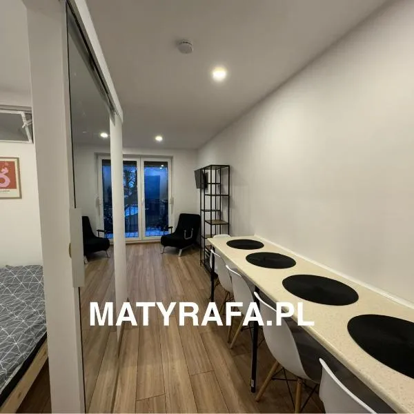 ApartamentsByMatyrafa-V, hotel in Tarnowskie Góry