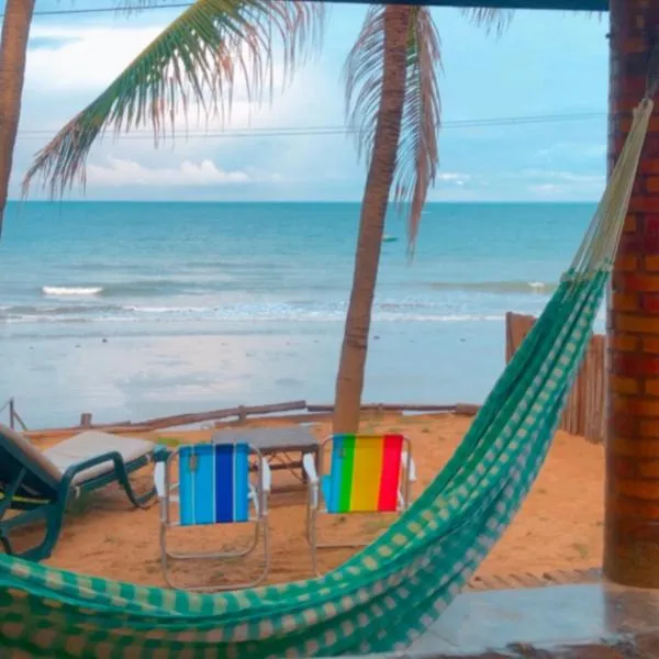 Suíte Pé na Areia - Praia da Peroba - Icapuí, hotel in Icapuí