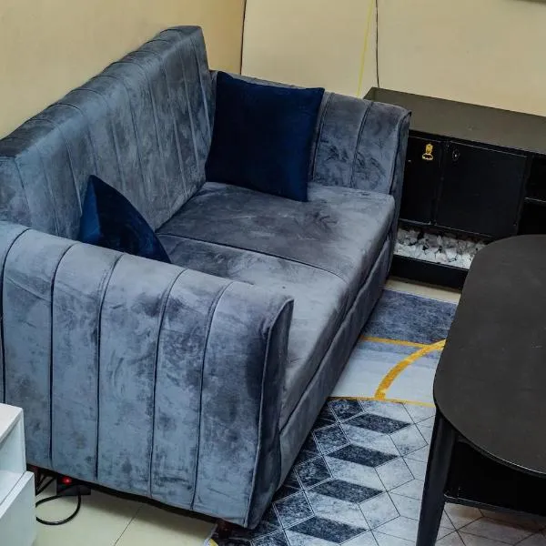 Well lit and loaded studio bnb, hotel v destinaci Kikuyu