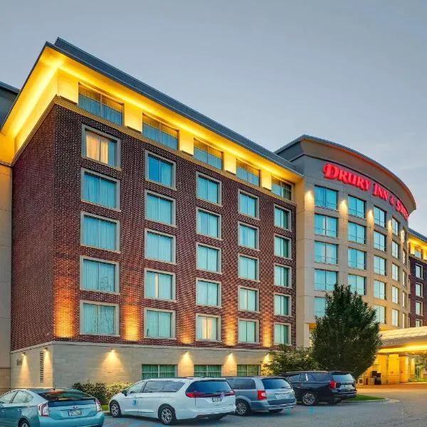 Drury Inn & Suites Grand Rapids, hotel v destinaci Cascade