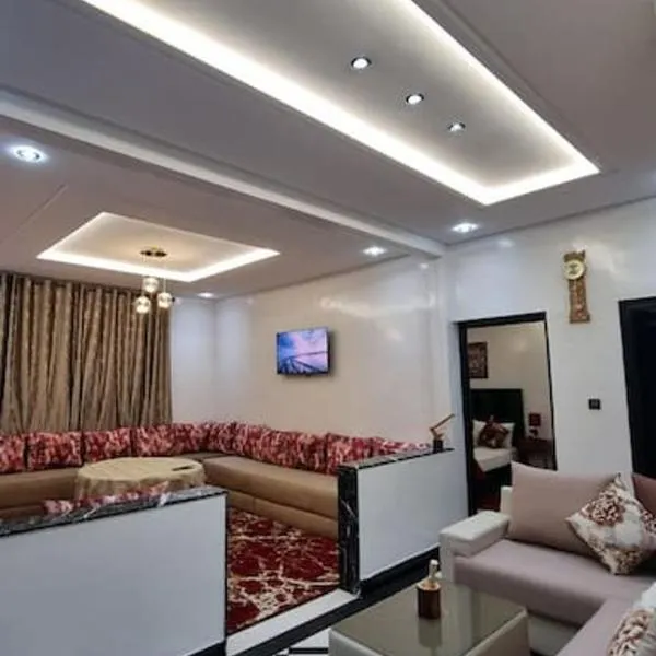 Spacieux Appartement, hotel v destinaci Azrou