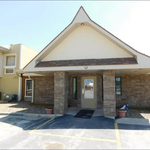 Days Inn by Wyndham West Branch Iowa City Area, hotel in West Branch
