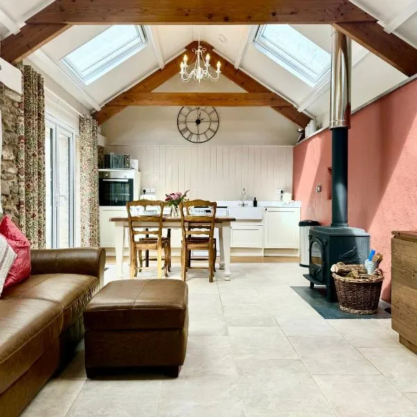 Hideaway Cottages - Greenacres Estates, hotel in Tenby