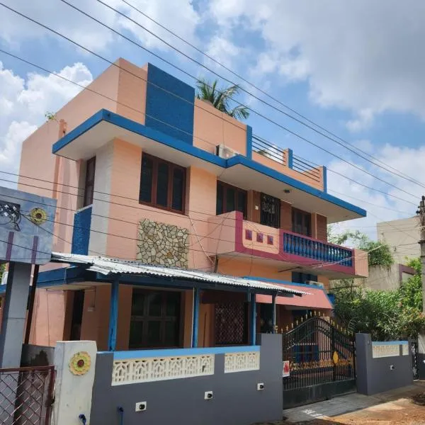 Holiday Home Madurai CS Nagar - GF, khách sạn ở Madurai