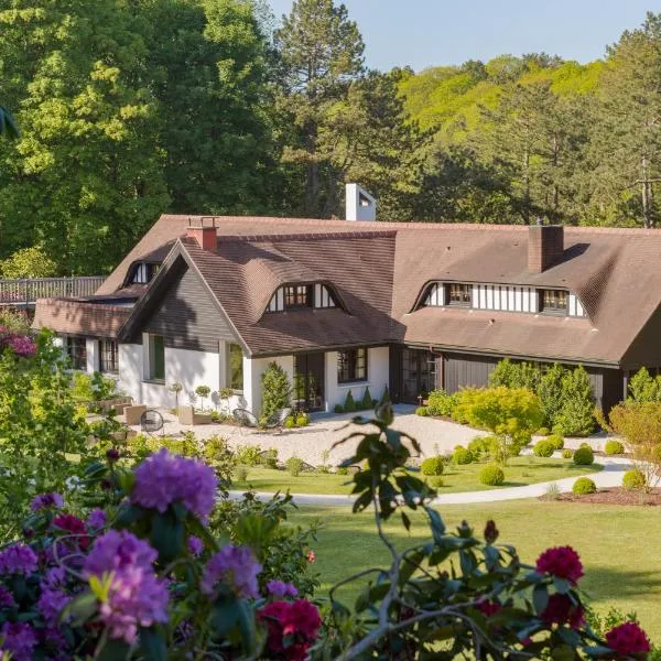 Les Pins de César - La campagne d'Etretat, hotel v destinaci Saint-Jouin-Bruneval