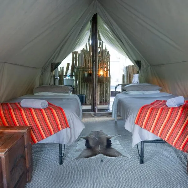 Quatermain's 1920's Safari Camp – Amakhala Game Reserve, hotel in Amakhala Game Reserve
