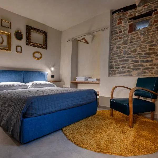 La Casa di Margot - Alloggio Blu, hotel in Murazzano