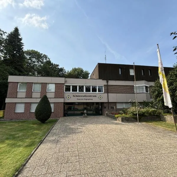 Haus der Begegnung - Schönstattzentrum im Bistum Aachen, hotel in Baesweiler