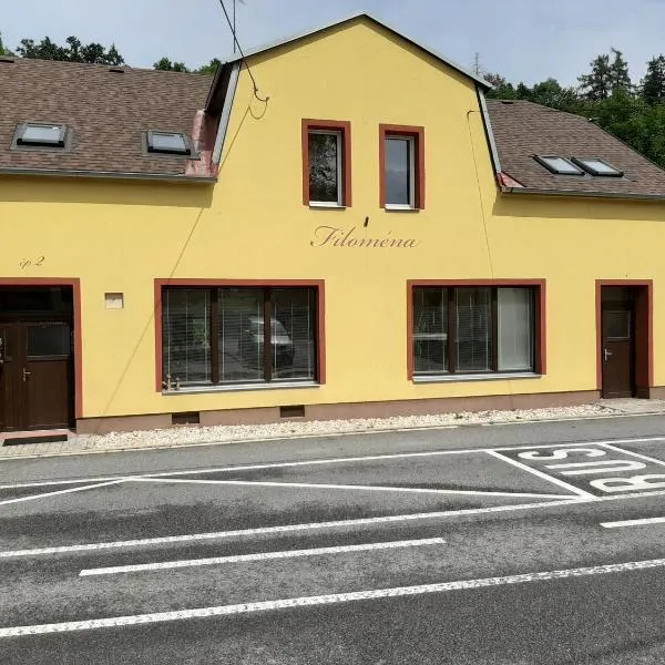 Levné ubytování Filomena, hotel en Horní Radechová