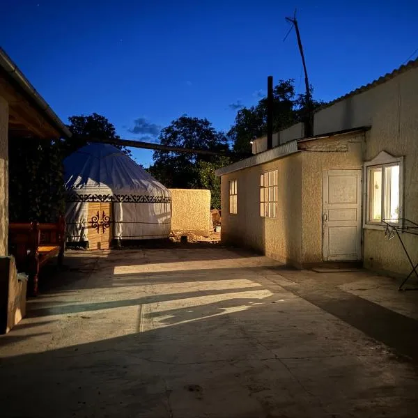 Guesthouse "Chaika", hotel v destinaci Kara-Talaa