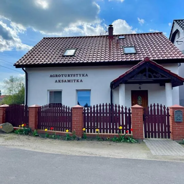 Agroturystyka Aksamitka โรงแรมในLubiąż