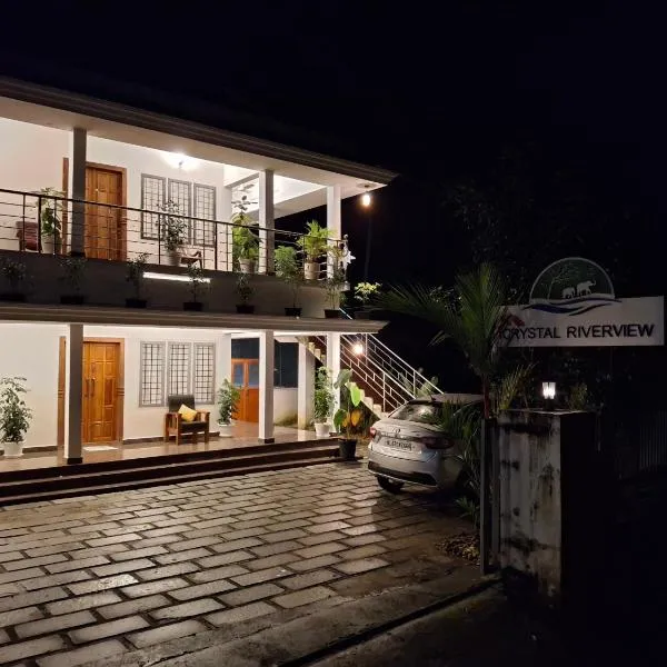 Crystal Riverview Homestay, hotel v destinaci Kuttampuzha