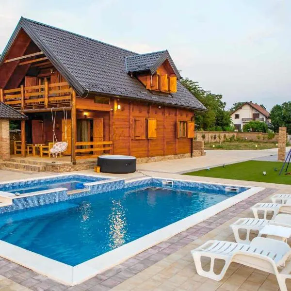 4 Bedroom Awesome Home In Vukovar, hotel in Vukovar