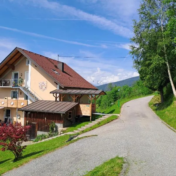 Landgut DIE AUSZEIT - Erholung am Berg 1300m, hotel v destinaci Oberkremsberg