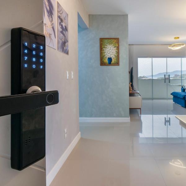 Encantador Apartamento 100m da Praia com vista mar - Foto 2