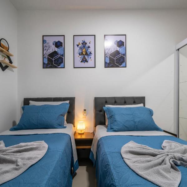 Encantador Apartamento 100m da Praia com vista mar - Foto 4