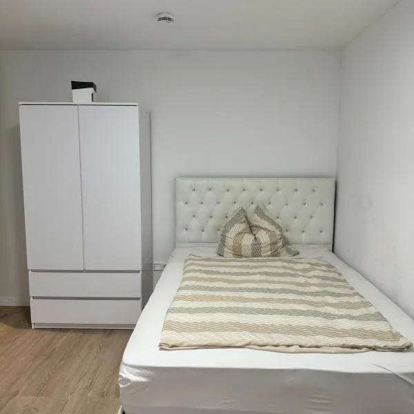 Möbliertes Zimmer, hotel v destinaci Villingen-Schwenningen