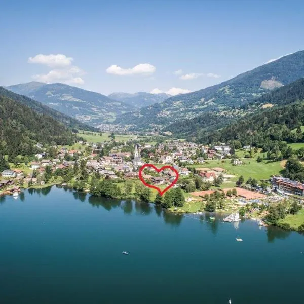 Landhaus Steinwender Wohnung Elisabeth, hotel v destinaci Feld am See