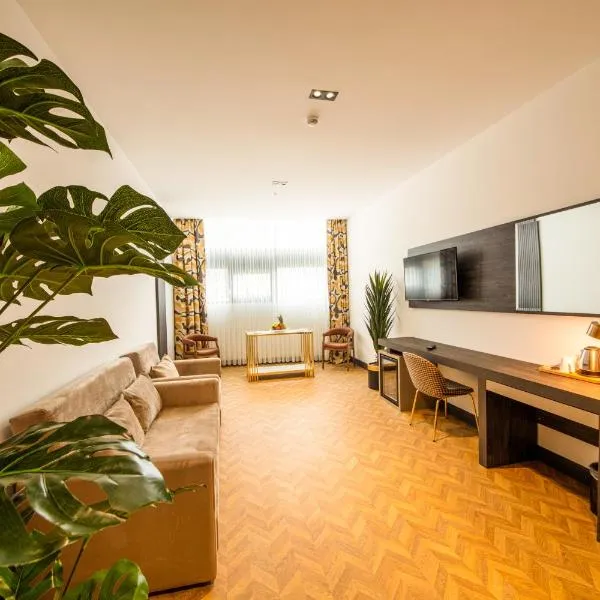 V Center Hotel, hotell sihtkohas Trabzon
