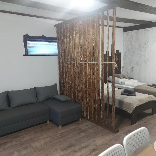 Belvárosi apartmanház 2, Apartman 3, hotel en Szigetvár